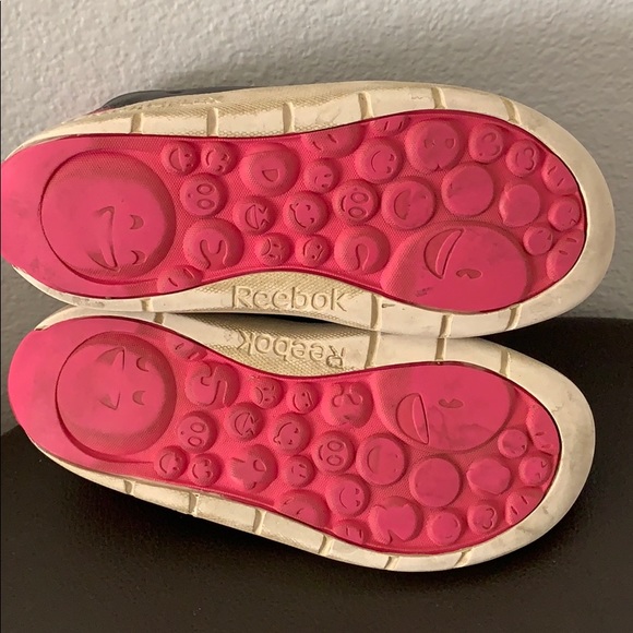 Girls Reebok shoes - Picture 6 of 7